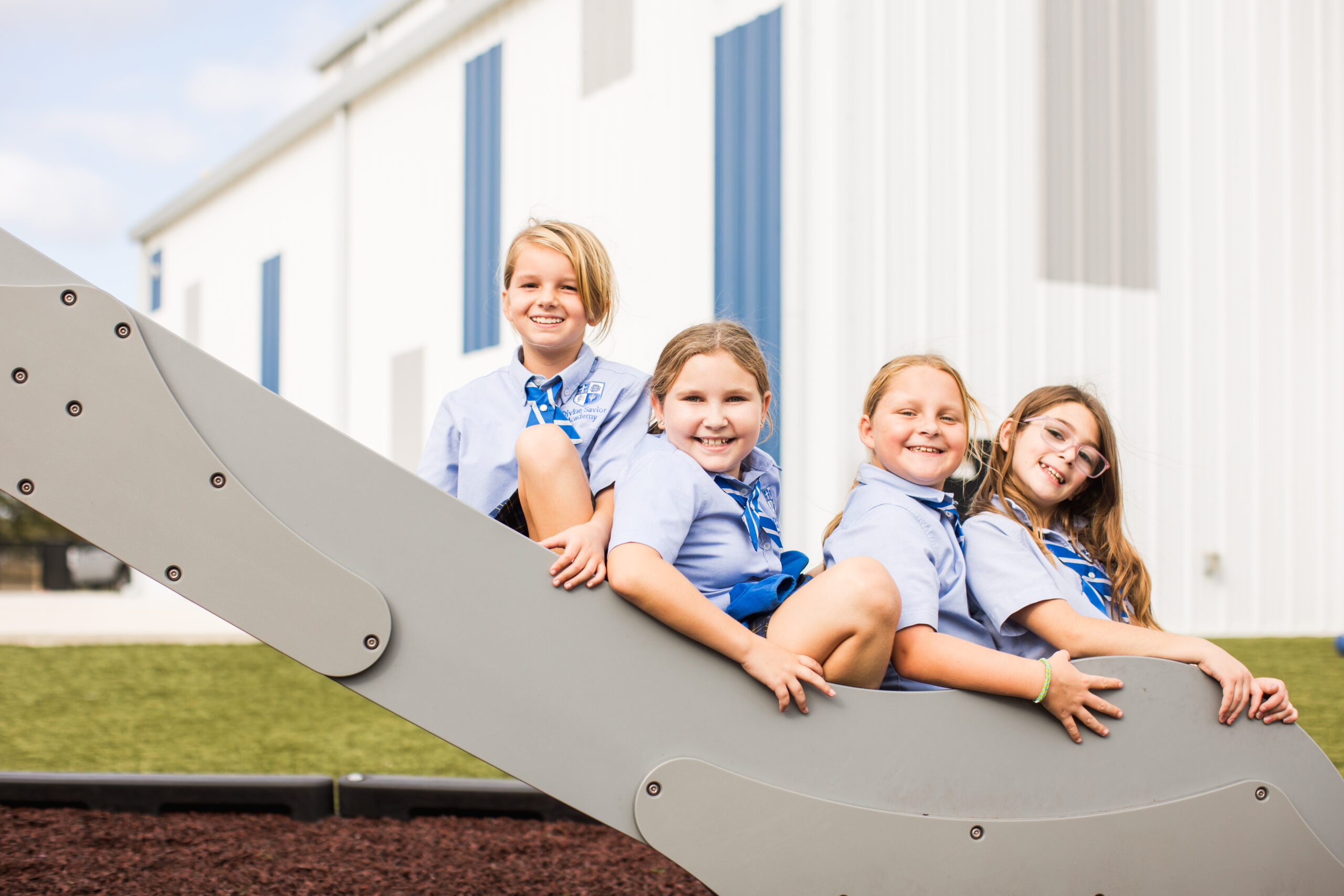 Divine Savior Academy Student Testimonials